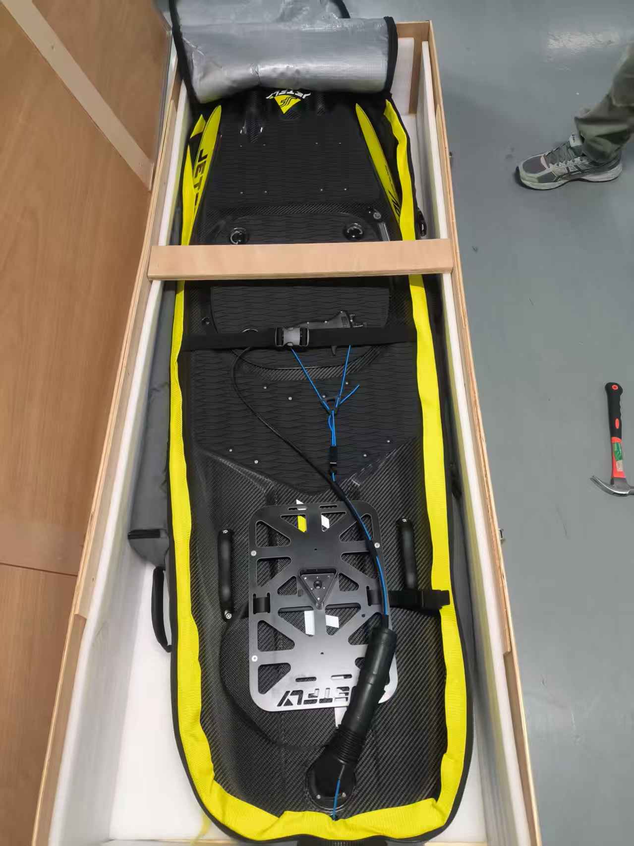 JF-ADV Crossing Jetboard — Long-Range T1000 Carbon Fiber EFI Two-Stroke Jet Surf Board (92km Range)